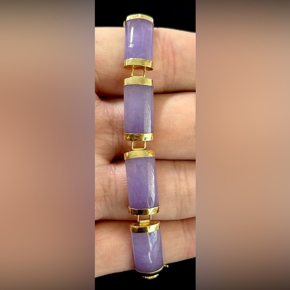 14K Solid Gold Lavender Jade Link Bracelet with Amethyst clasp. - Picture 3 of 5